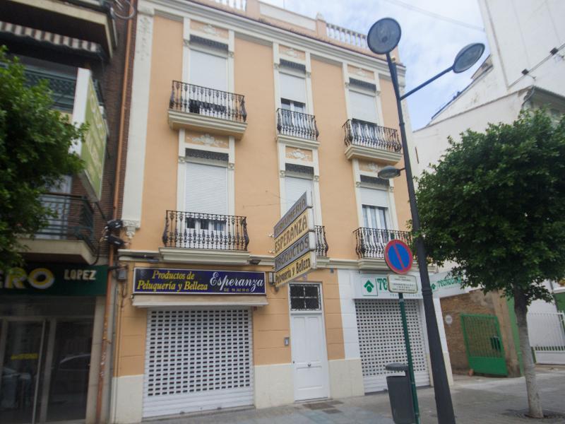 Oyo Style Apartments Puerto Valencia Exterior photo