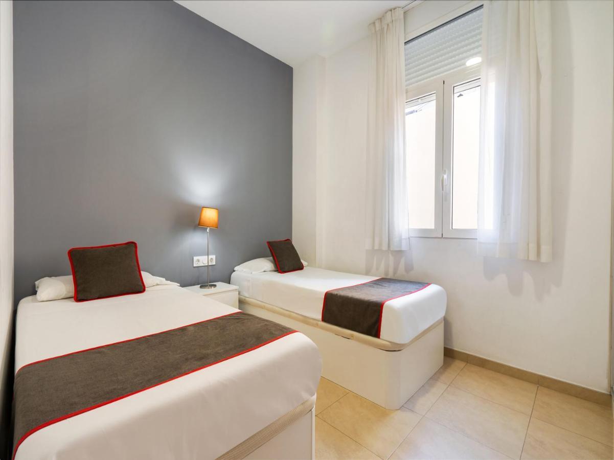 Oyo Style Apartments Puerto Valencia Exterior photo