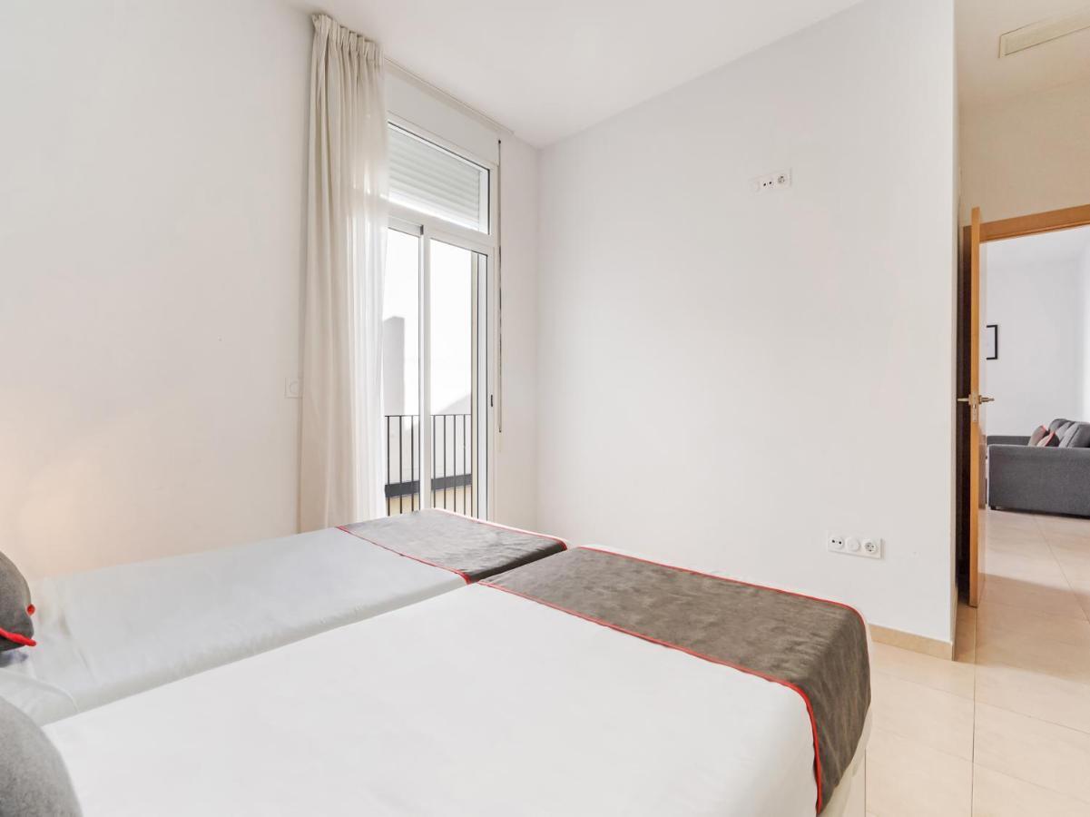 Oyo Style Apartments Puerto Valencia Exterior photo